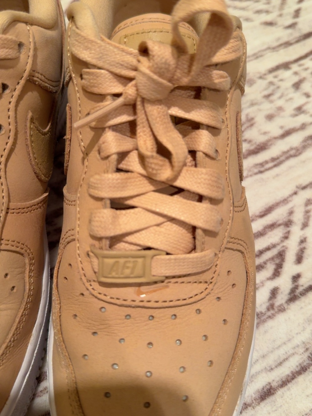 Nike Low-Top Sneakers in Tan/White - Picture 9 of 15